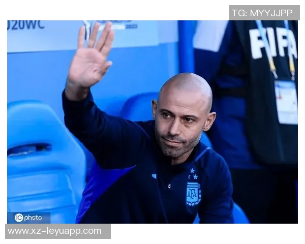 马斯切拉诺承认责任中场请求球员们原谅球队3-5失利 马斯切拉诺承认责任中场请求球员们原谅球队3-5失利