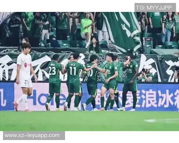 21371名球迷齐聚工体见证国安与大埔精彩对决热情高涨气氛火爆 21371名球迷齐聚工体见证国安与大埔精彩对决热情高涨气氛火爆